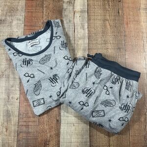 Harry Potter Wizarding World Gray Pajama Set Long Sleeve Joggers Large HP Print